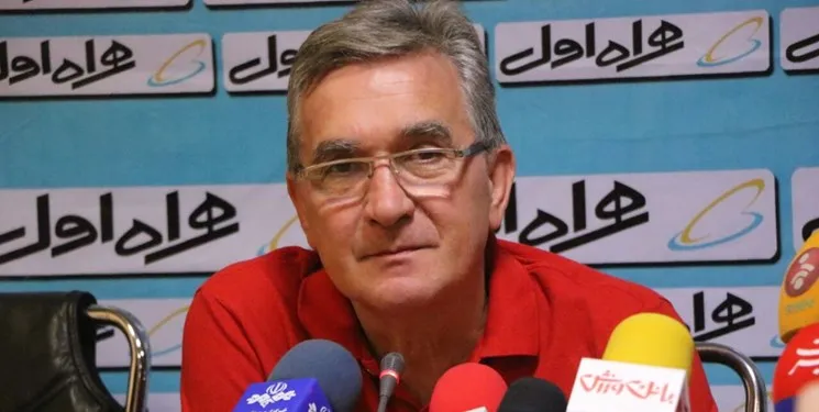 برانکو: مشکل من بازیکنان نیست،حرفهای یک عده است