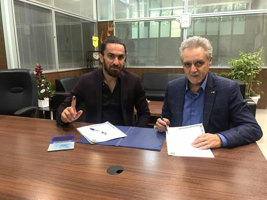 خالد شفیعی راهی سپاهان شد