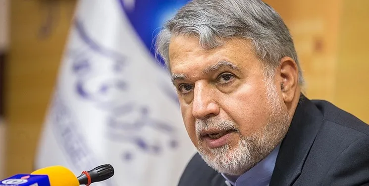 صالحی‌امیری: تاج می‌تواند بماند اما اعضای بازنشسته هیات رئیسه باید بروند