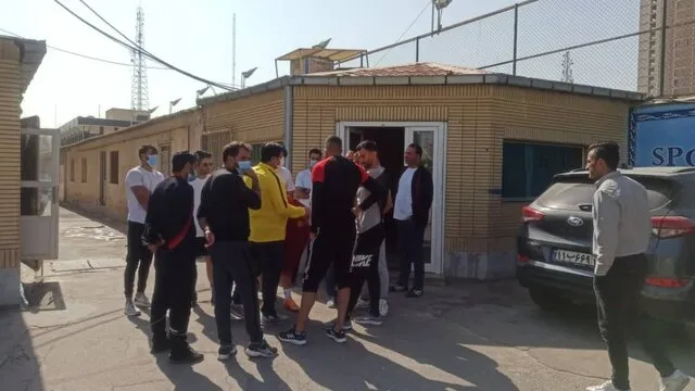 درگیری لفظی در تمرین پدیده
