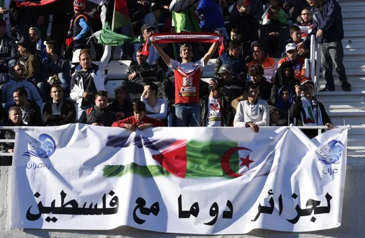 فوتبال الجزایر حامی فلسطین و علیه رژیم صهیونیستی