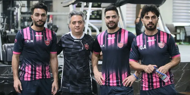 برگزاری تمرین پرسپولیس در سالن وزنه