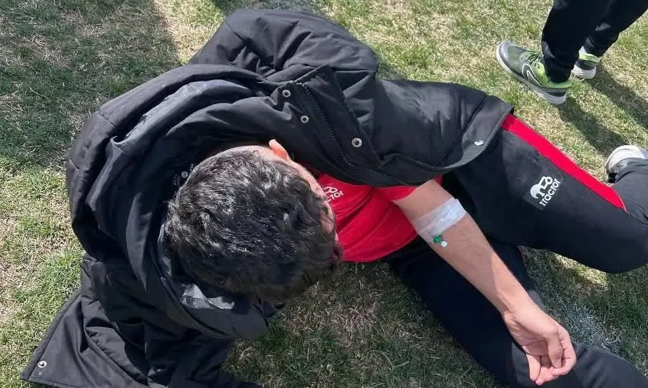 توضیحات سازمان لیگ و کاظم محمودی درباره حمله به اتوبوس تراکتور