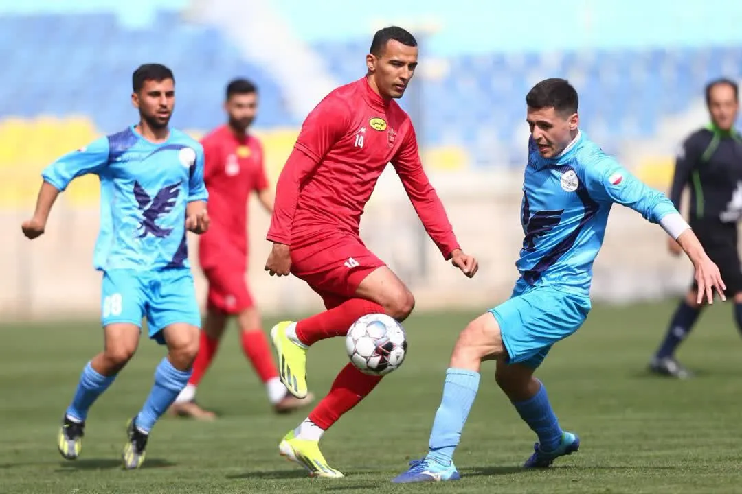 نبیل باهویی از پرسپولیس جدا شد