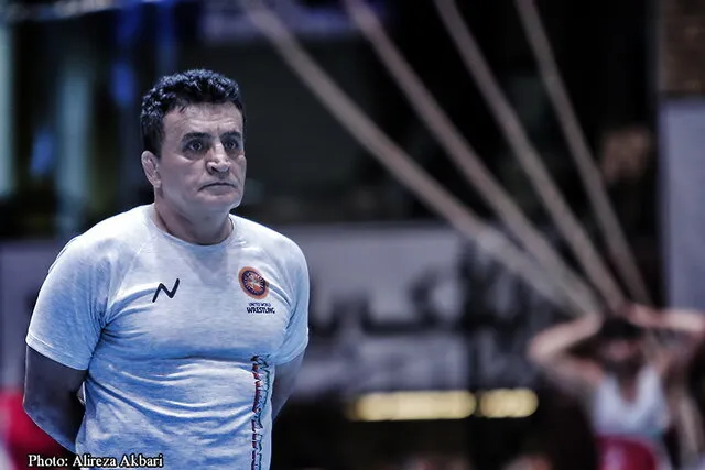 غیبت بنا در جلسه با معاون وزیر ورزش