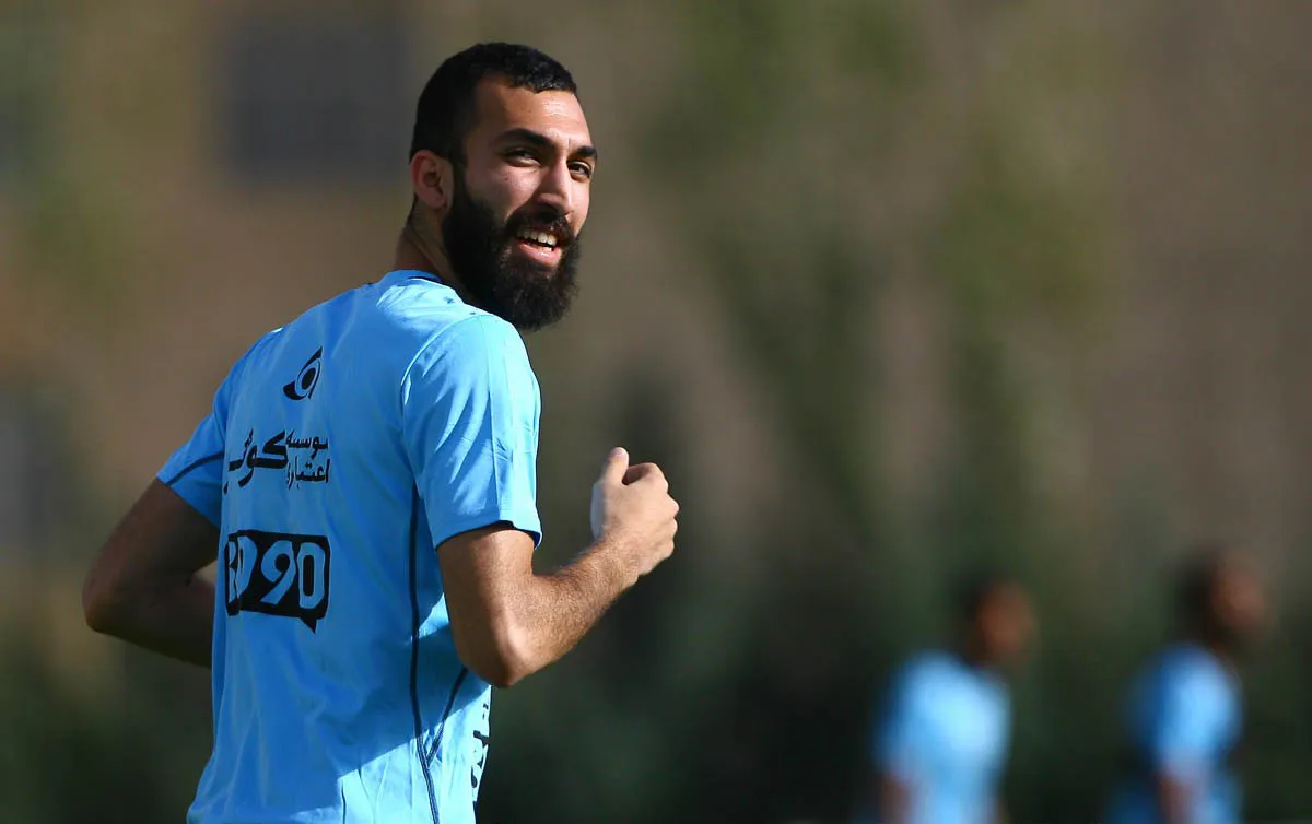 روزبه چشمی بازی با الهلال را از دست داد