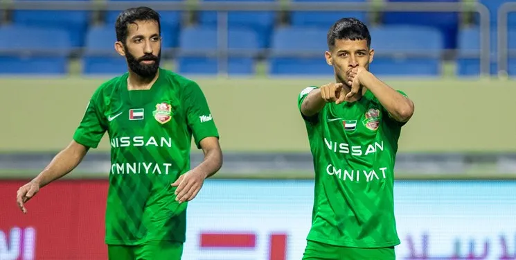 انتقاد از سرمربی شباب الاهلی به خاطر نیمکت نشینی قائدی