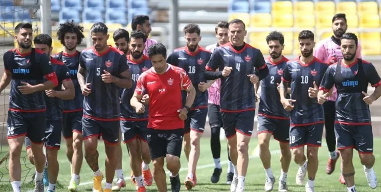 صحبت گل‌محمدی با بازیکنان در تمرین امروز پرسپولیس