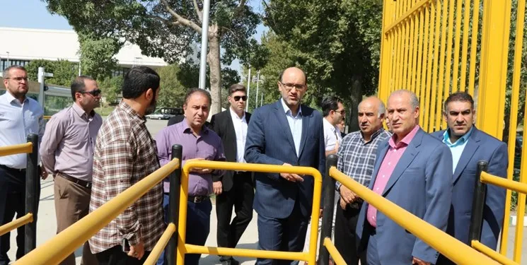 بازدید بازرس کل امور ورزش سازمان بازرسی از ورزشگاه آزادی