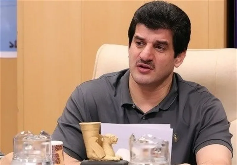 رسول خادم با ۱۰۰ درصد آرا رئیس فدراسیون کشتی باقی ماند