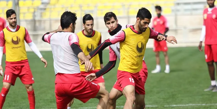 تمرینات پرسپولیس تعطیل نمی‌شود