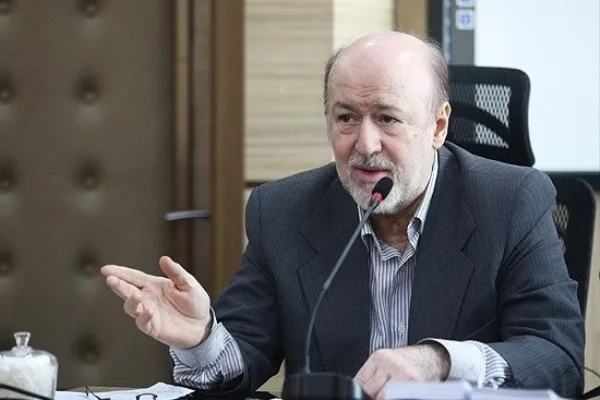 افتخاری کنار کشید!