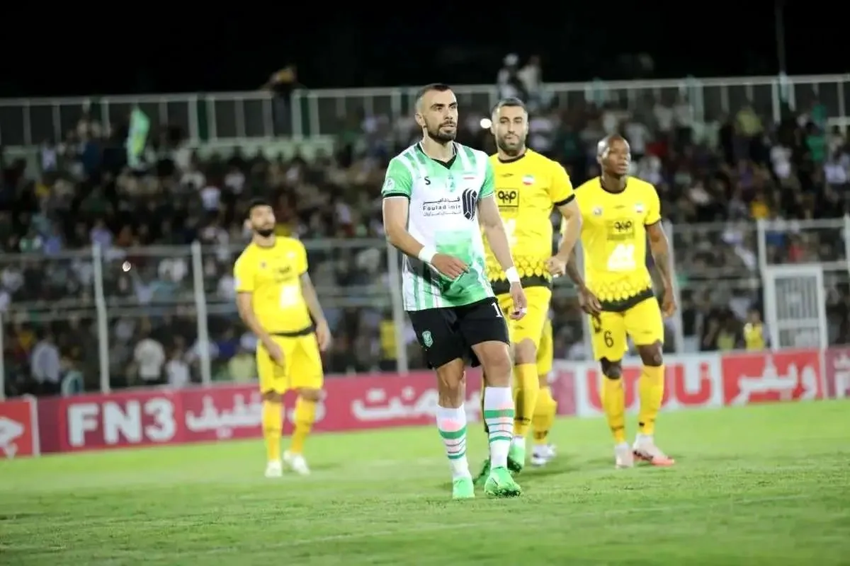 خیبر و ذوب آهن امتیازها را تقسیم کردند