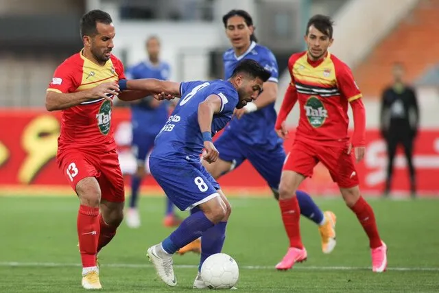 «جواد» حریف «فرهاد» نشد/ استقلال مدل جدید، با برد شروع کرد