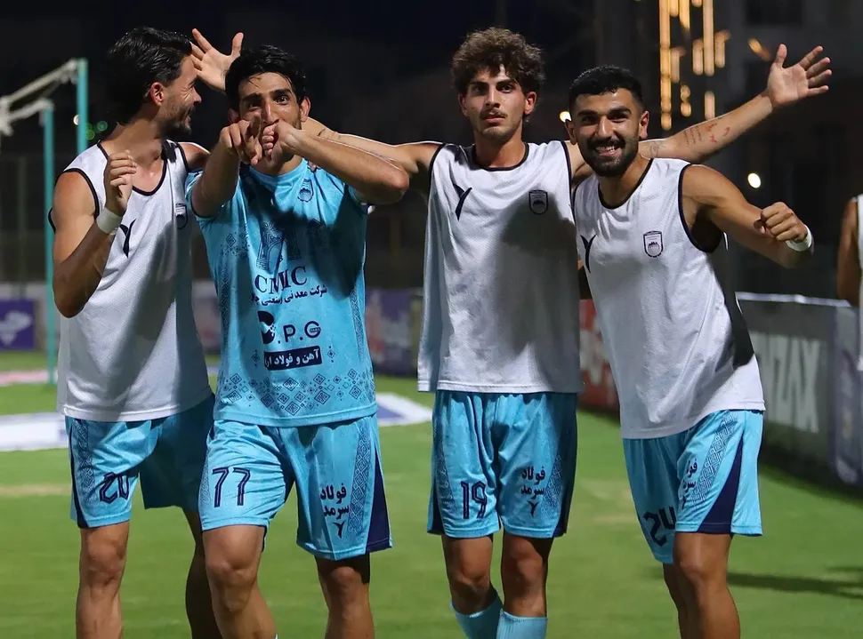 چادرملو در آبادان، صنعت نفت را قعرنشین کرد