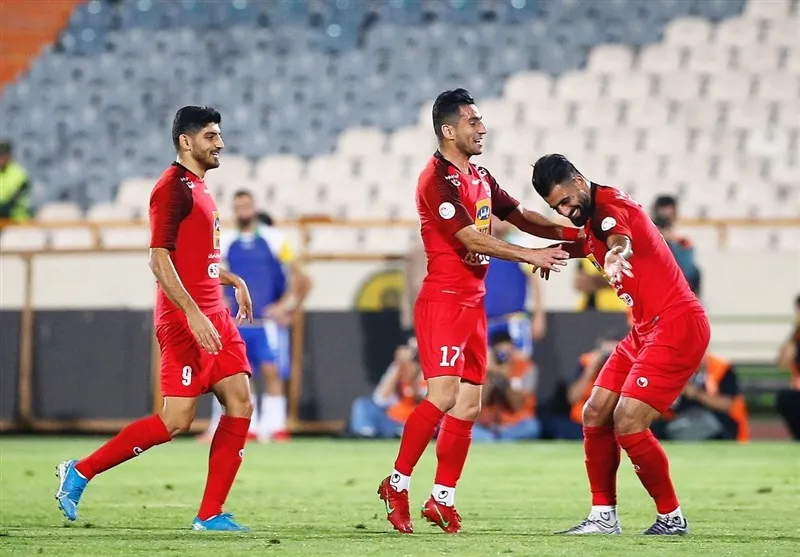 پرسپولیس با شکست صنعت نفت به استقبال دربی ۹۰ رفت