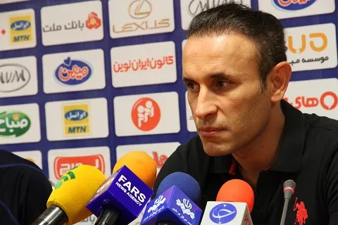 گل‌محمدی: برنامه بازی‌ها به لیگ ضربه می‌زند