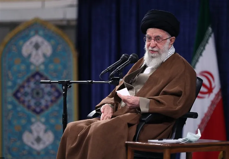 رهبر انقلاب: بچه‌های تیم ملی فوتبال چشم ملت ما را روشن کردند