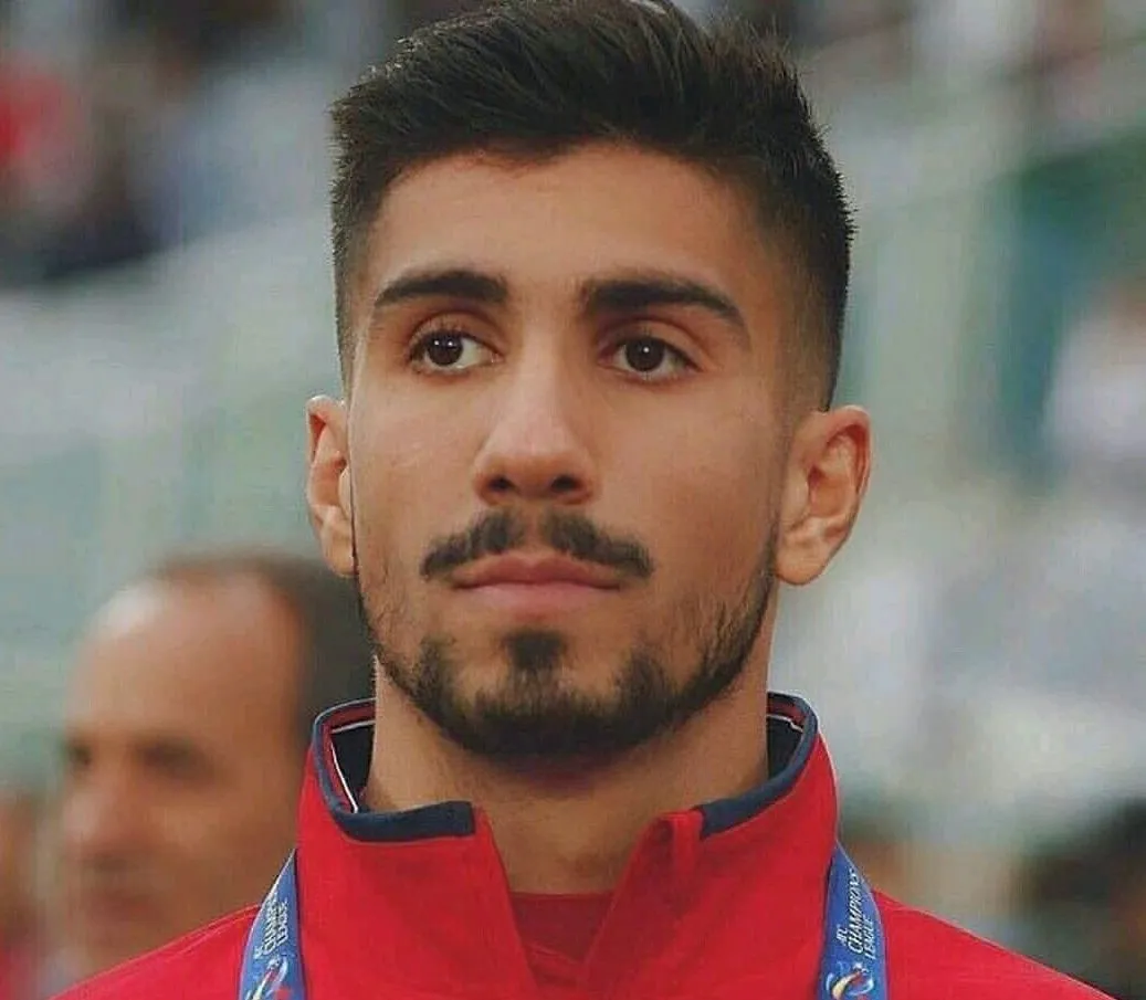 رسمی / همتی با پرسپولیس تمدید کرد