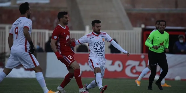 بازی سرد و تساوی بدون گل تراکتور و شهرخودرو
