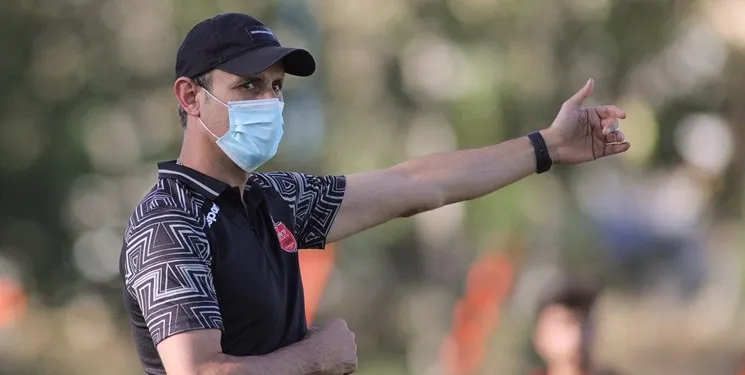گل‌محمدی: احساس غرور باعث نزول پرسپولیس می شود