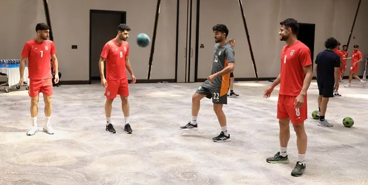 تمرین صبحگاهی تیم ملی فوتبال ایران در هتل