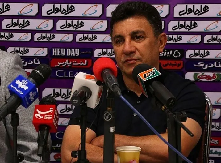 قلعه‌نویی: آن طرفی‌ها از سپاهان تمجید می‌کنند، این طرفی‌ها سنگ می‌اندازند!
