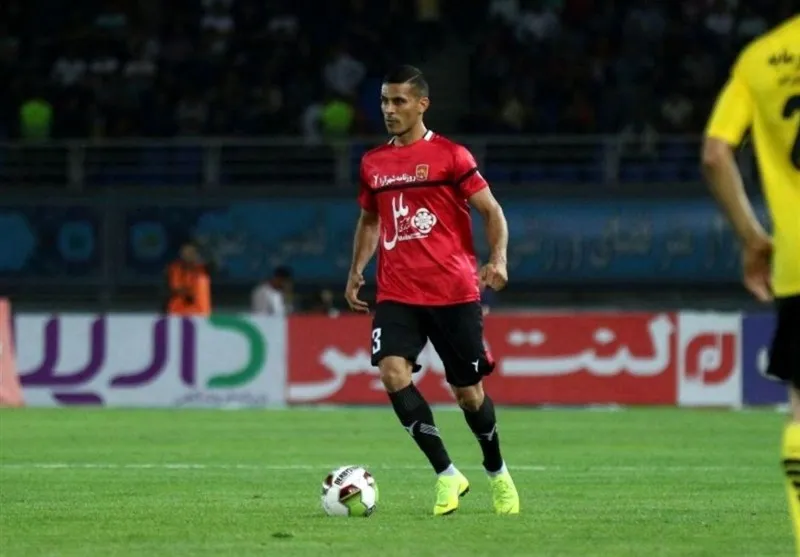 خط‌‌خوردگی برگه فسخ قرارداد، مانع پرسپولیسی شدن نعمتی