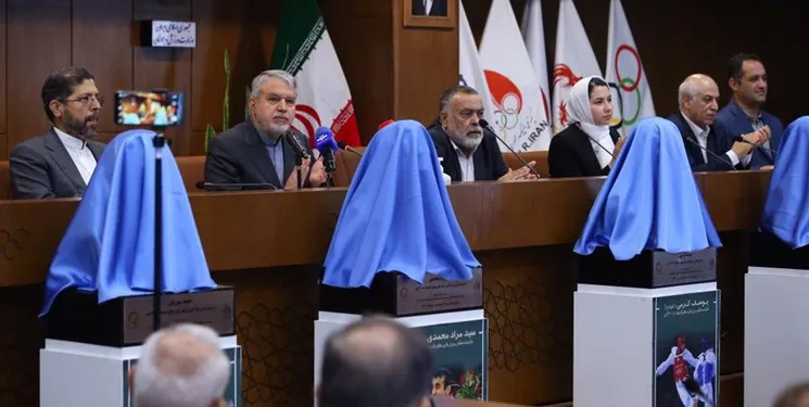 رونمایی از سردیس قهرمانان المپیک