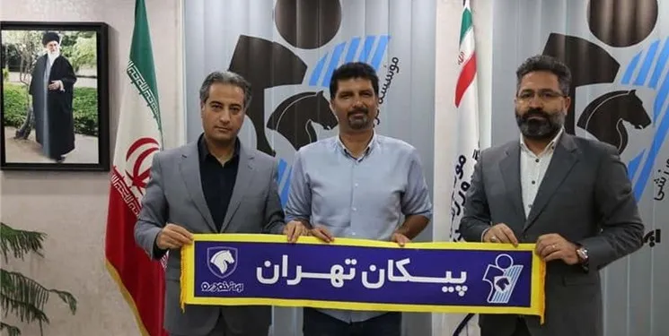 حسینی سرمربی پیکان شد