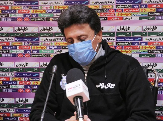 مرفاوی: چرا داور سیستم رادیویی ندارد؟