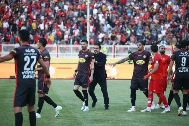 باشگاه پرسپولیس: چرا اجازه برگزاری بازی را دادید؟