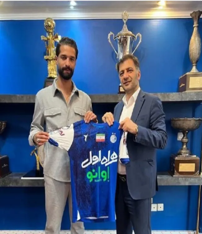 آرمین سهرابیان به استقلال برگشت