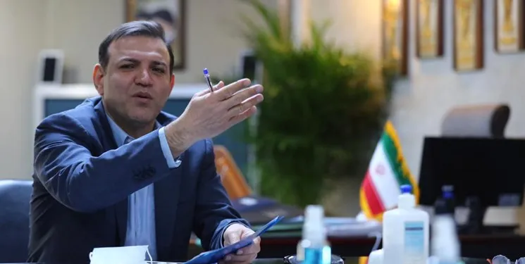عزیزی خادم: تیم ملی در یک تلاطم پیچیده تاریخی قرار دارد