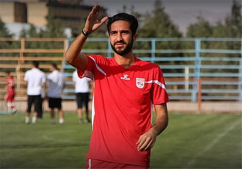 هادی محمدی به تیم فوتبال ذوب‌آهن برگشت