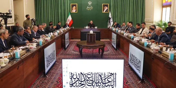 دیدار سرپرست وزارت ورزش و جوانان با رییس مجلس شورای اسلامی