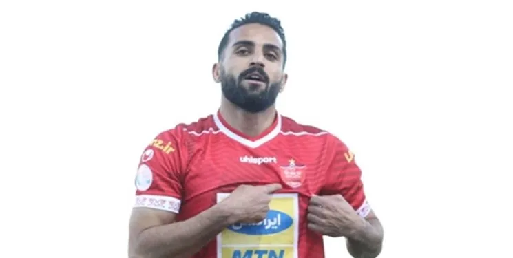 عیادت درویش از مهاجم پرسپولیس