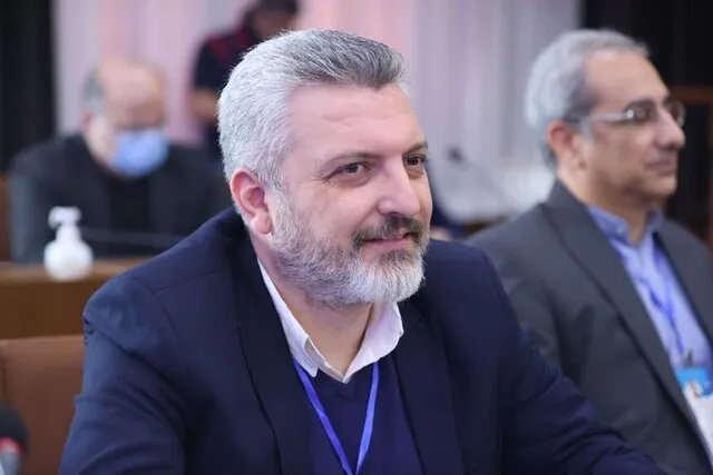 عزیزی‌پور: تلاش می کنم اسکواش را به جایگاه اصلی اش بازگردانم