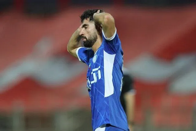 AFC سه بازیکن استقلال را نقره‌داغ کرد