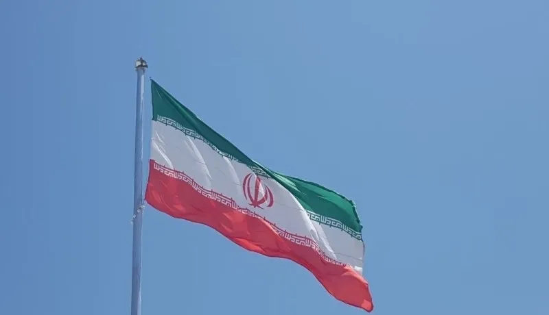 نمایش پرچم ایران در مراسم افتتاحیه جام جهانی