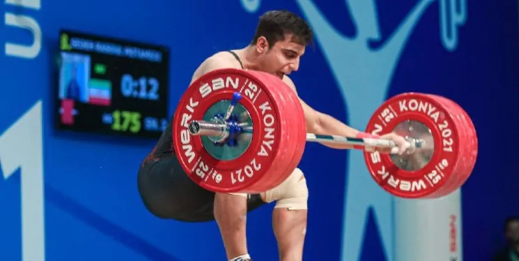 قهرمان وزنه برداری آسیا، قهرمانی جهان را از دست داد