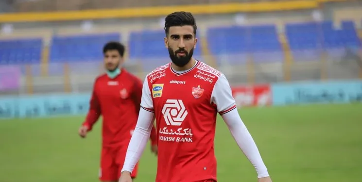 جریمه سومین بازیکن پرسپولیس به دلیل رعایت نکردن قوانین کرونایی