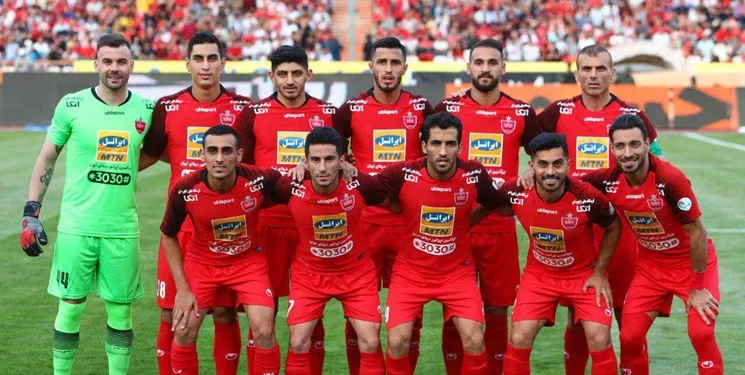 پرسپولیس کاپ سوپرجام را در ورزشگاه آزادی بالای سر می‌برد