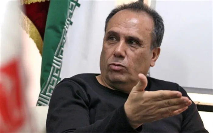 فوتبال ایران را مافیا و 7 ایجنت اداره می‌کنند