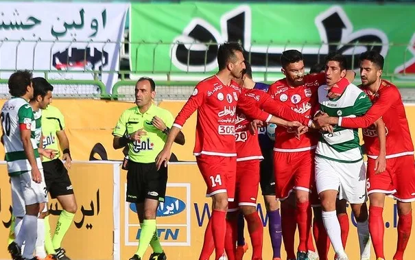 بغض تراکتور سازی با 4 گل ترکید/ ذوب آهن در یادگار دست ها را بالا برد